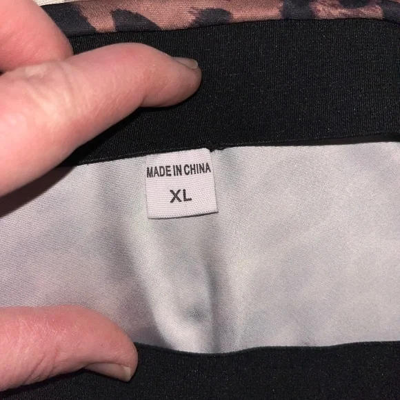 Leopard Print Satin Skirt XL - Picture 3 of 3